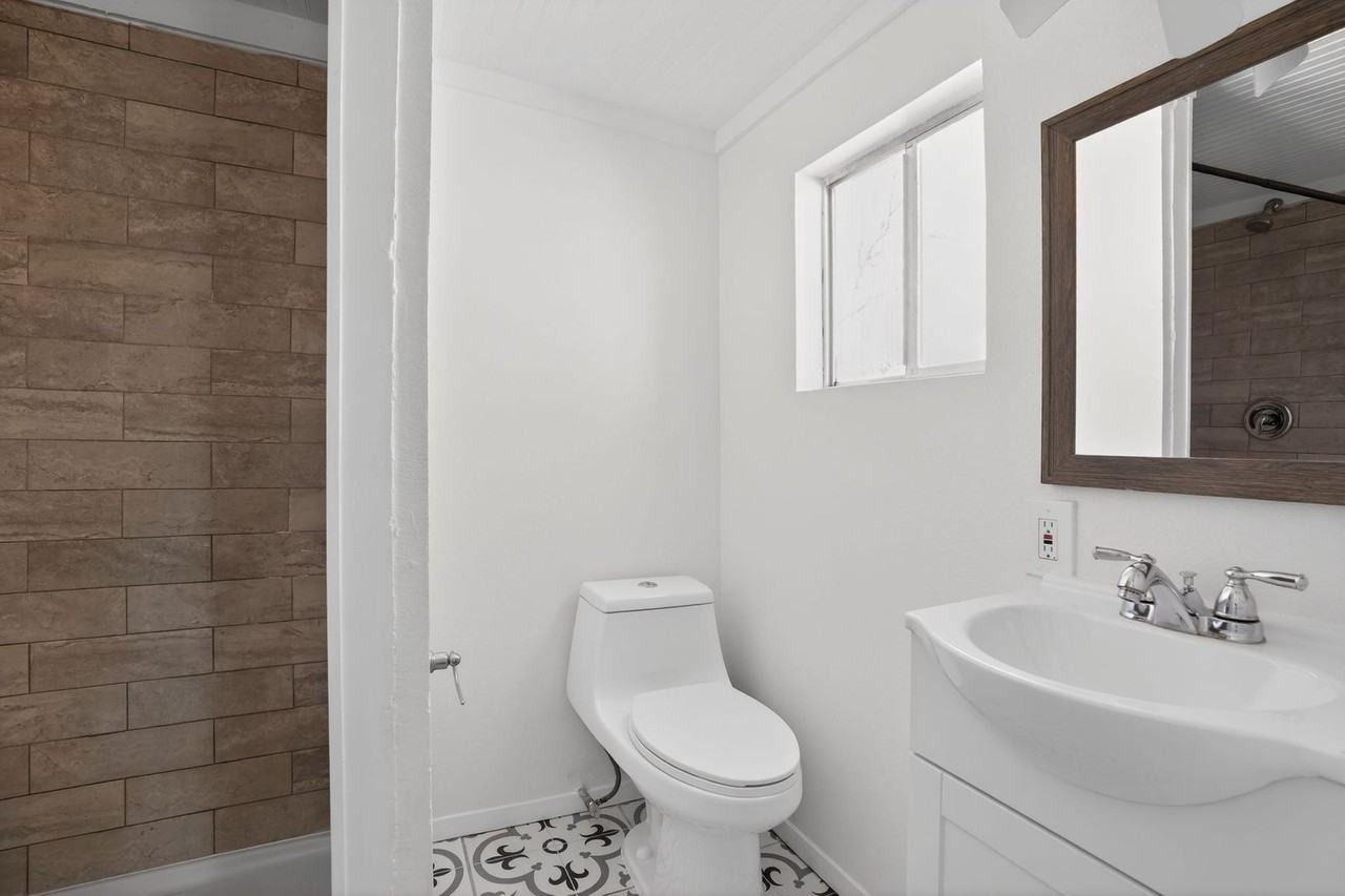 5119 Caden Dr - Photo 4 of 20