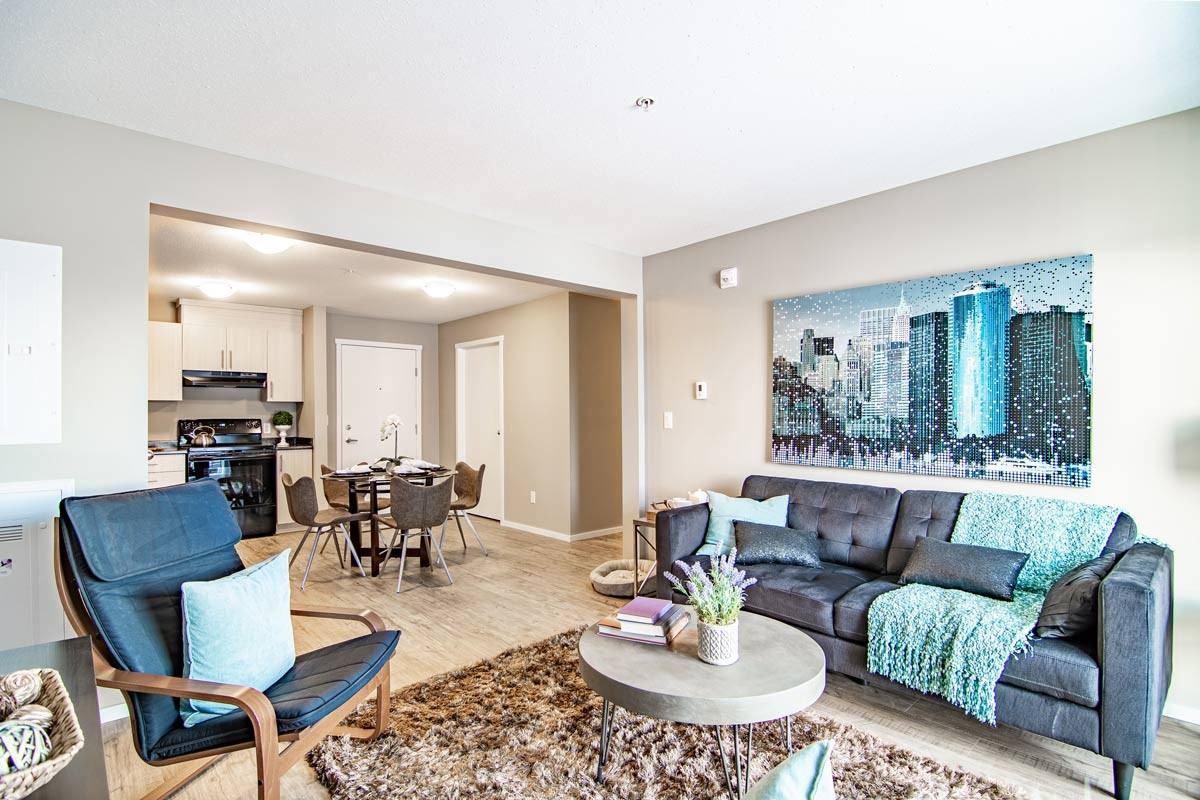 Laredo Grande - Photo 5 of 14