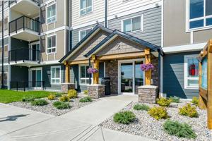 featured image of 2 Crestview Blvd