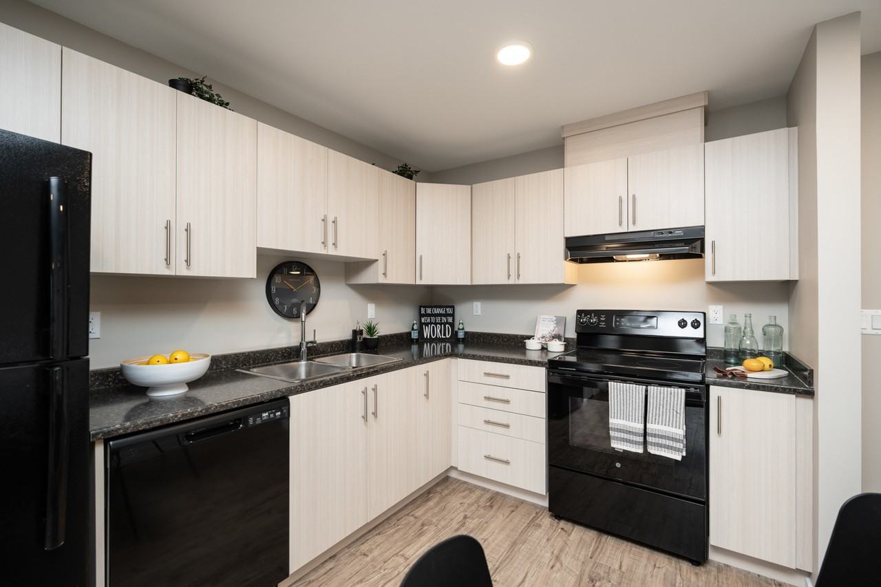 Highland Views Apartments - Photo 6 of 17