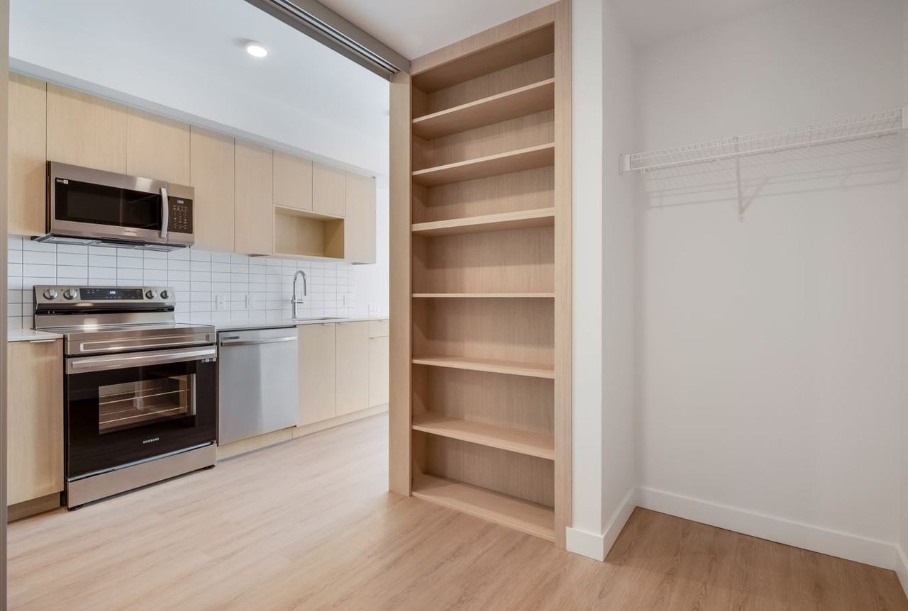 The Riley - Photo 6 of 18