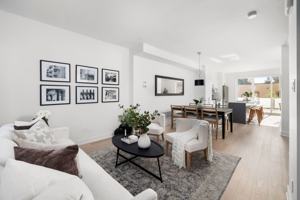 featured image of 9440 Rue Clément