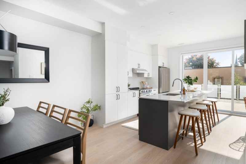 UNIVERT LaSalle Townhouses - Photo 5 of 38