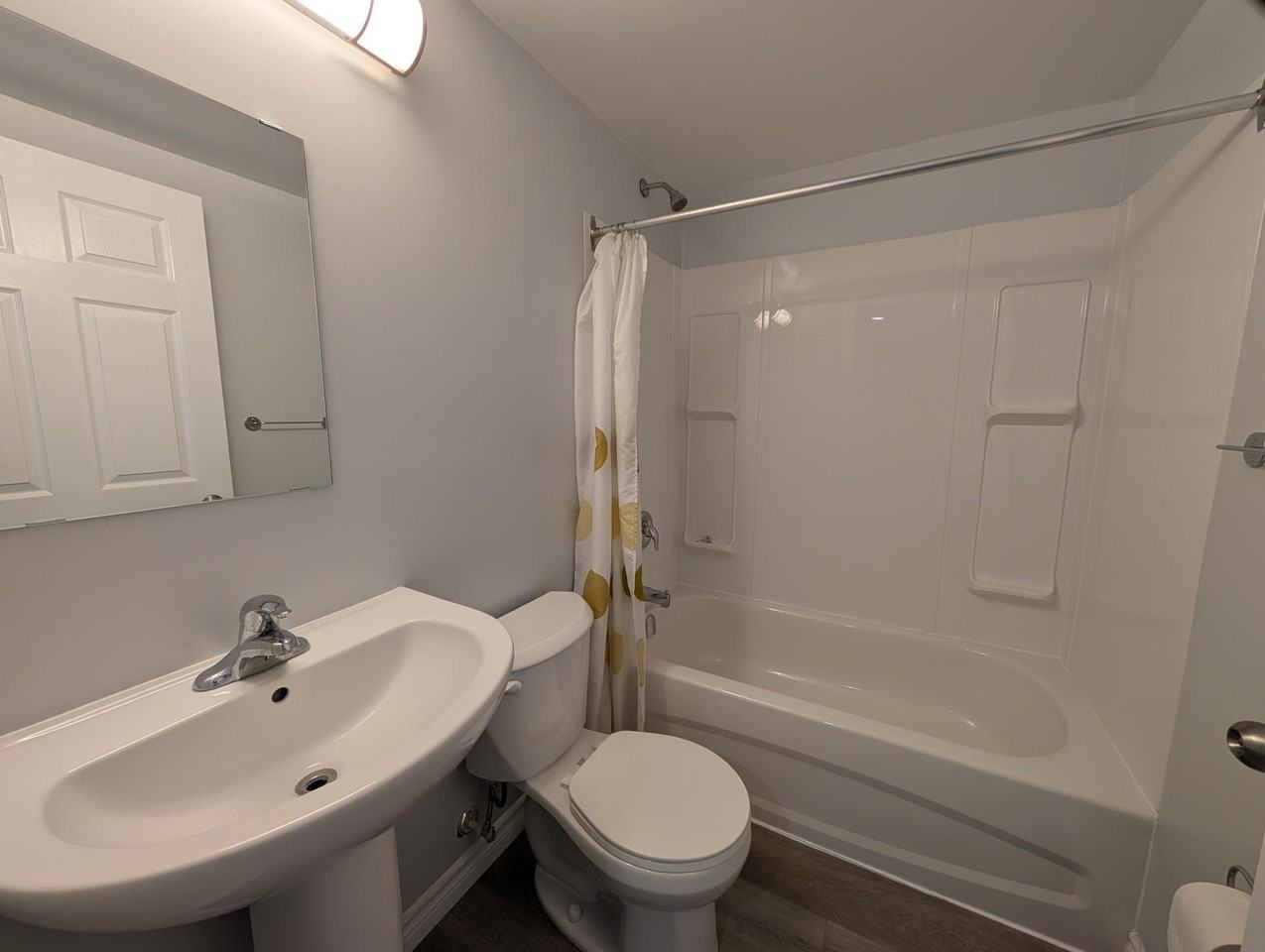 37 Skydeck Lane - Photo 6 of 10