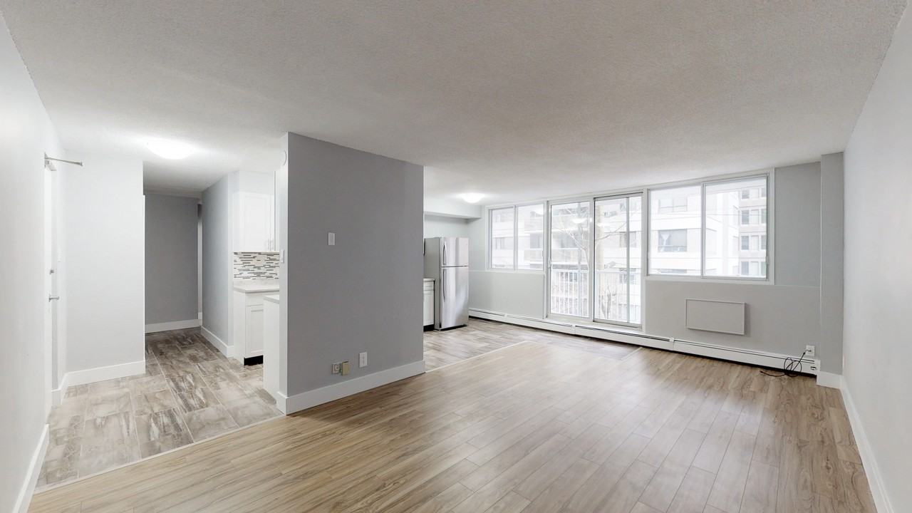 Gloucester Apartments - Photo 4 of 36