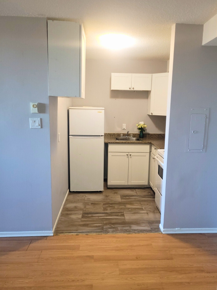 Presland Towers - Photo 5 of 22