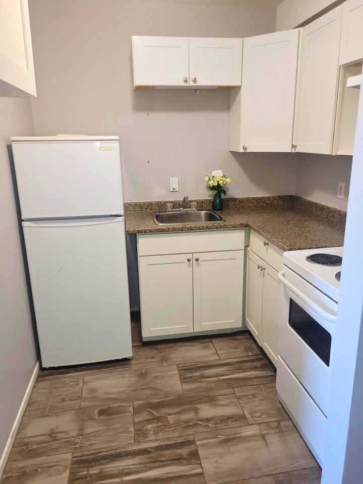 Presland Towers - Photo 7 of 22