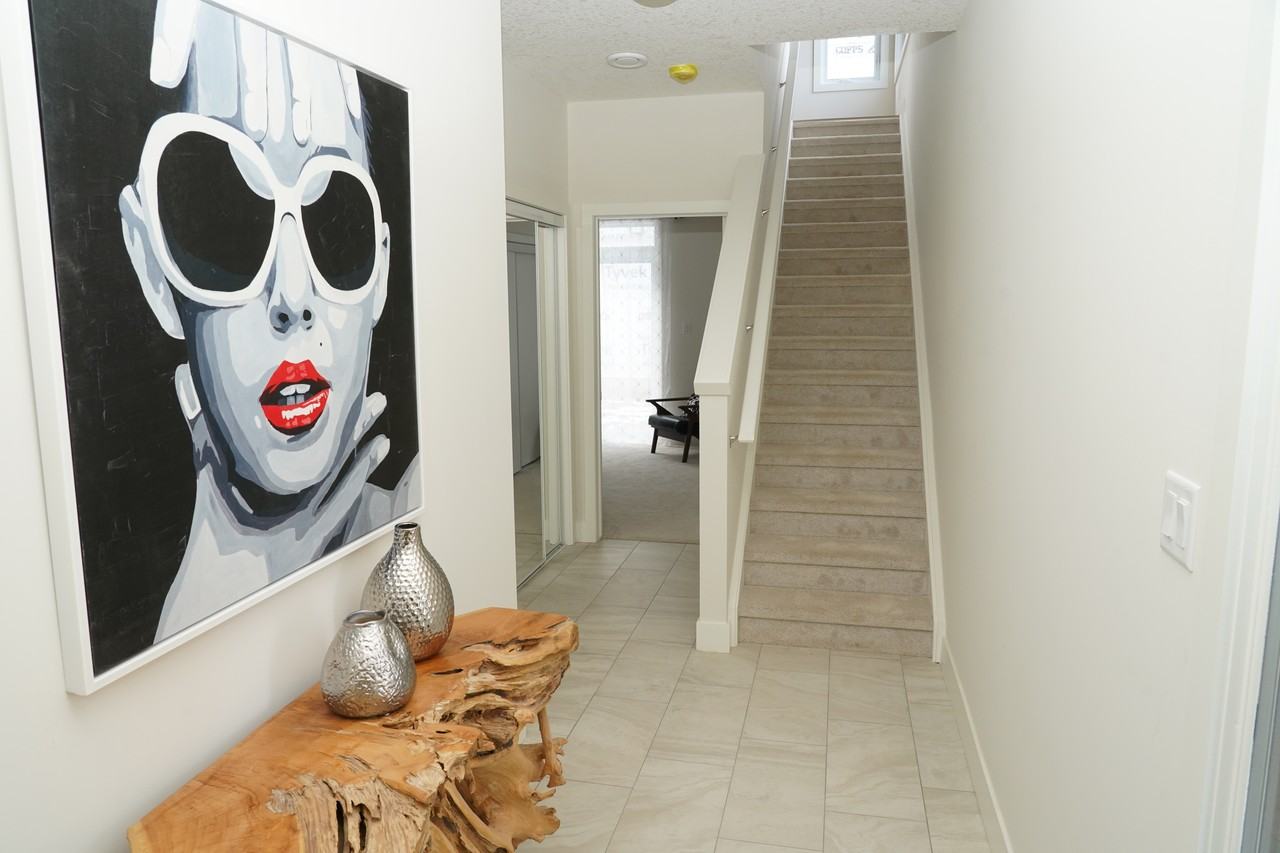 Element - Photo 6 of 25