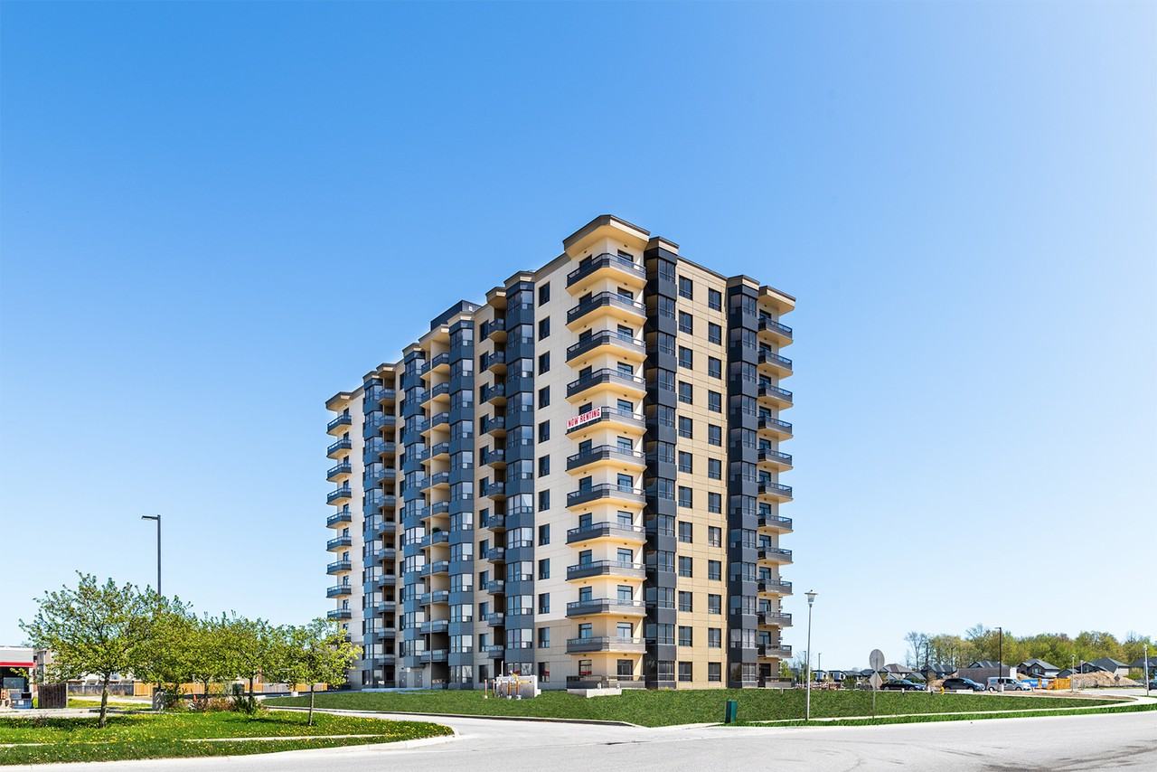 South Carriage Place - Photo 4 of 28