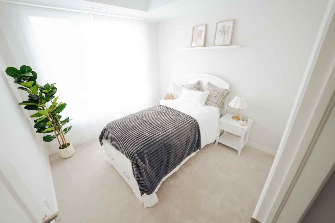 Chorus Apartments - Photo 6 of 9