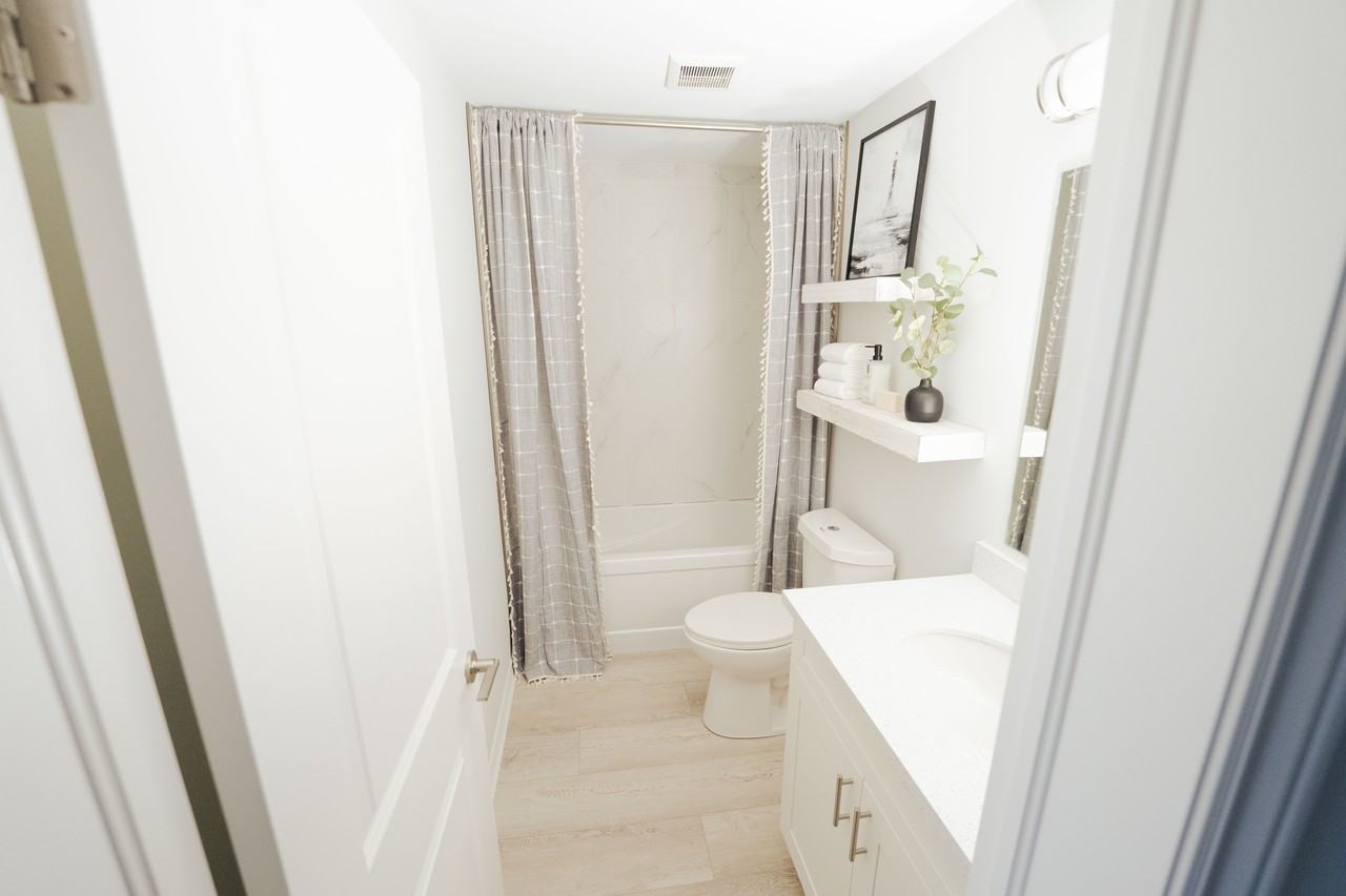 Chorus Apartments - Photo 7 of 9