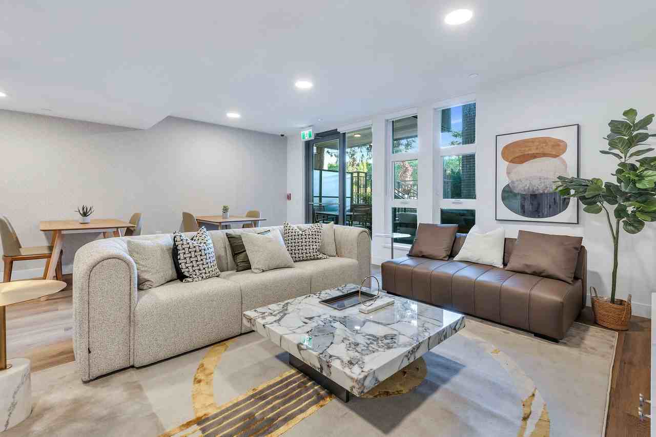 Beaumont - 1490 West 32nd Ave - Photo 4 of 50