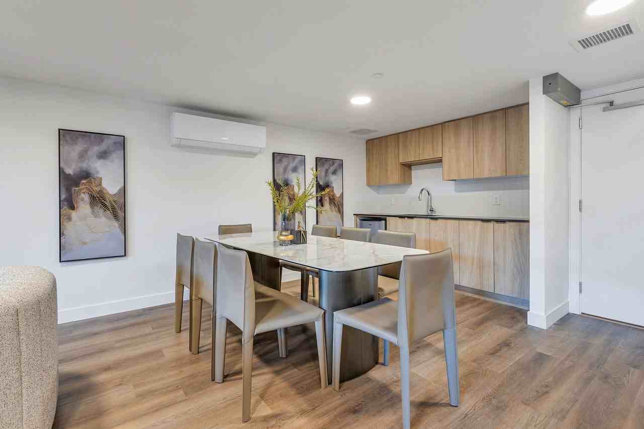 Beaumont - 1490 West 32nd Ave - Photo 5 of 50