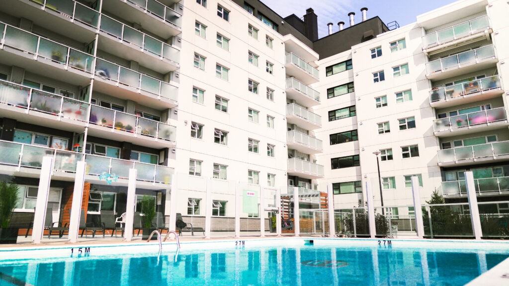 Hillsboro House - Photo 4 of 27