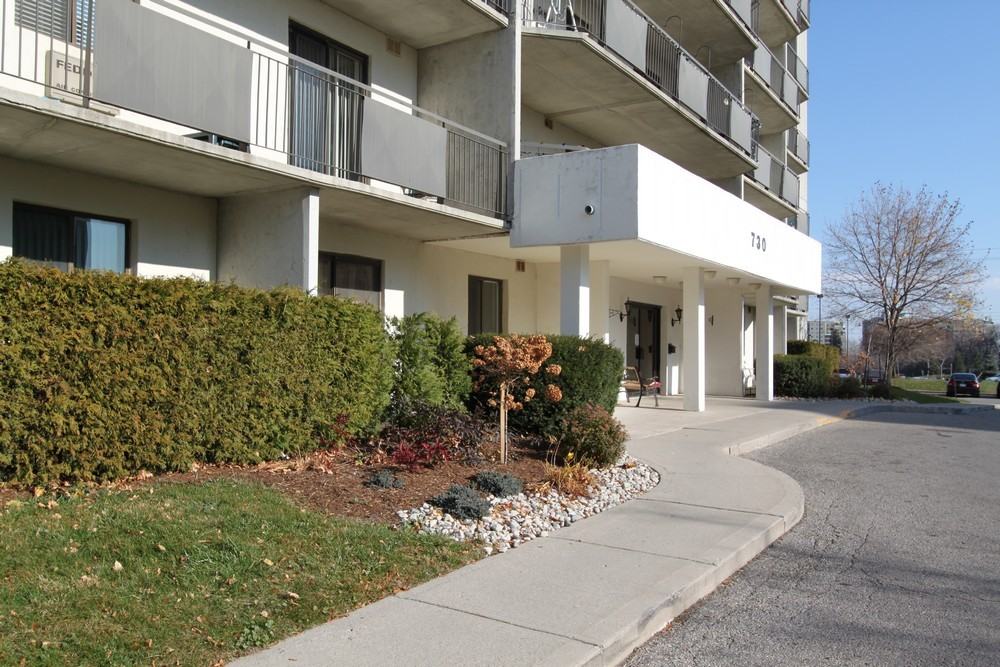 Wonderland Place III - Photo 3 of 18