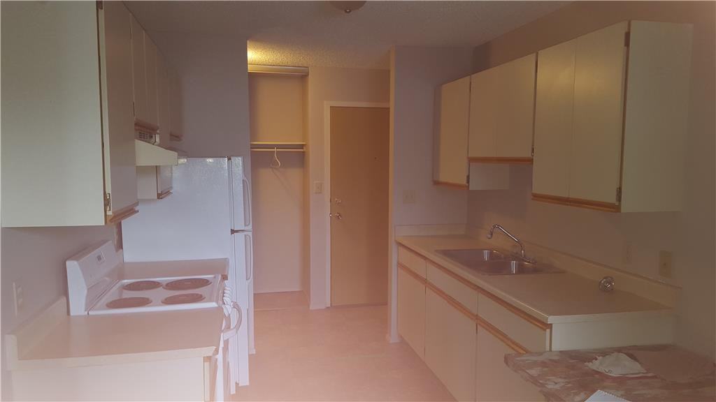 Grandview - Photo 4 of 7