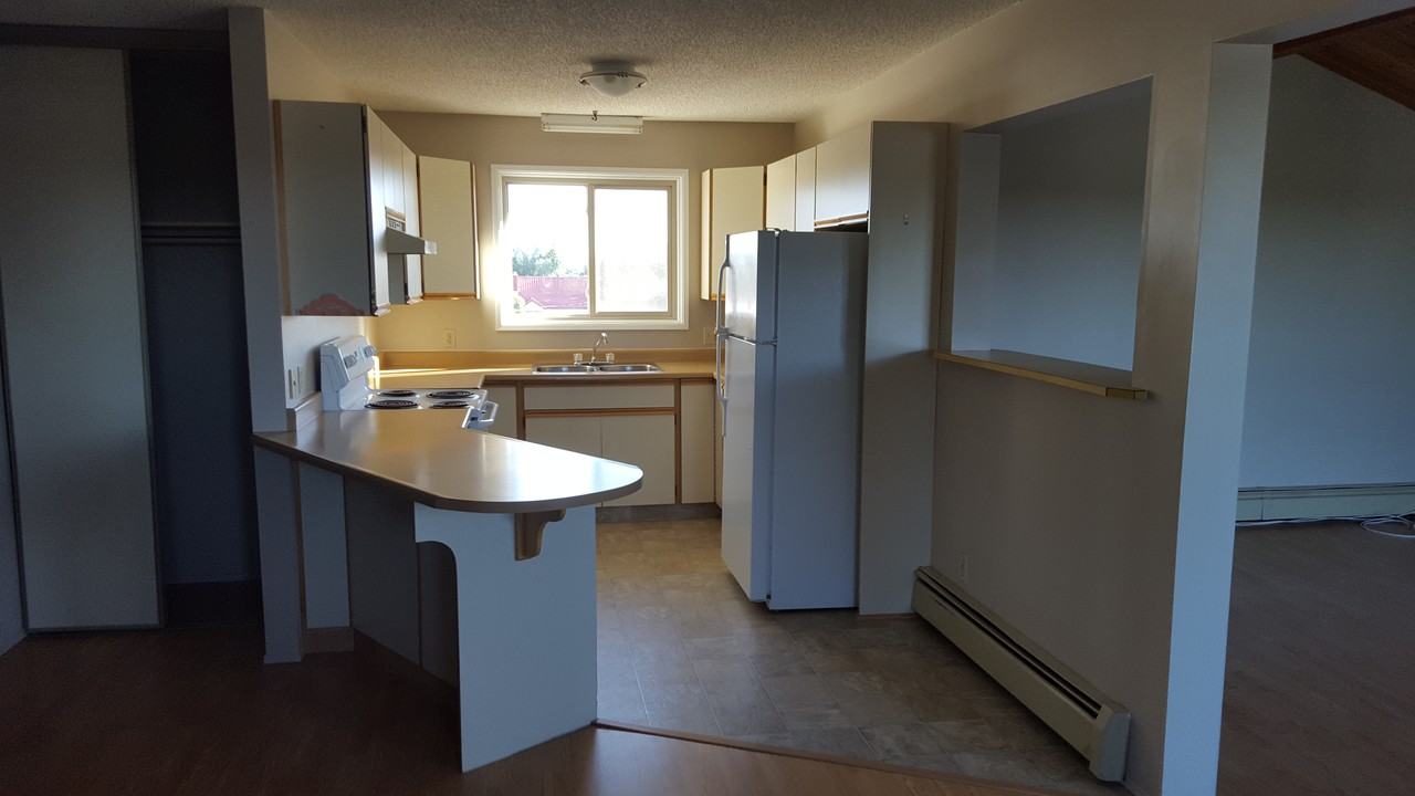 Grandview - Photo 5 of 7