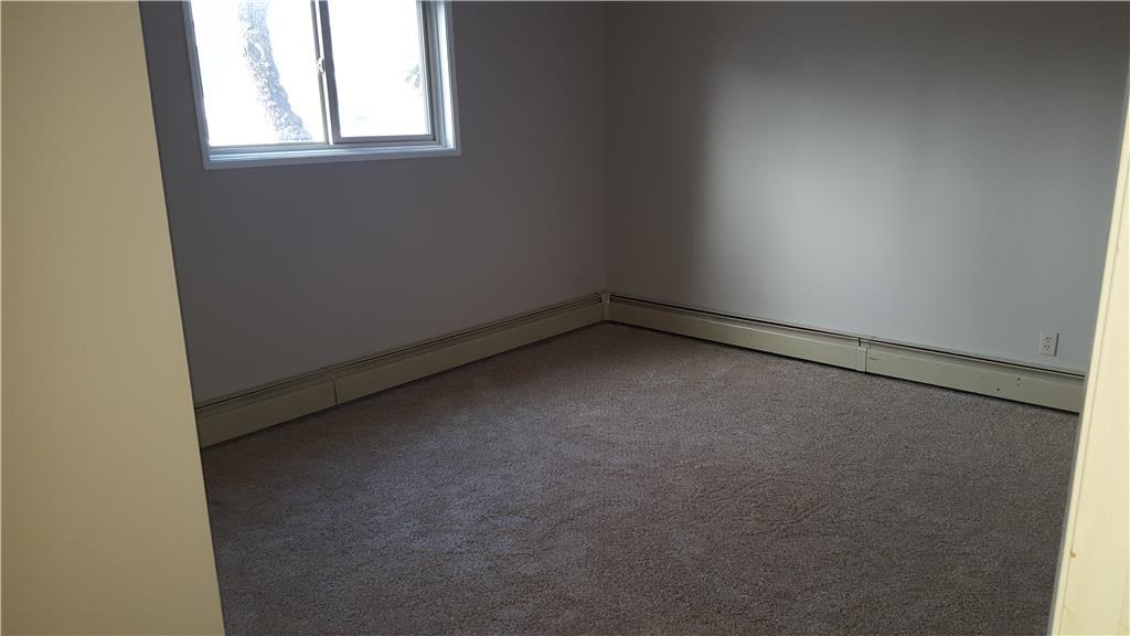 Grandview - Photo 6 of 7