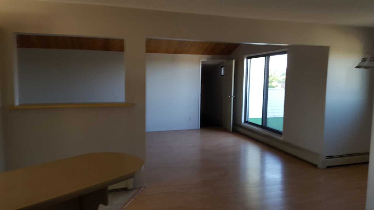 Grandview - Photo 7 of 7