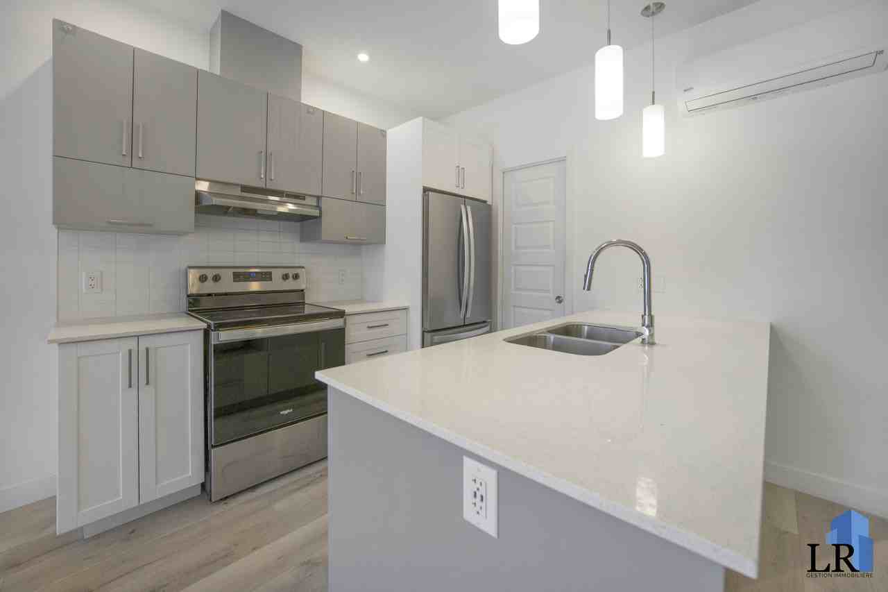 81 Rue Marguerite-Maillé - Photo 4 of 13