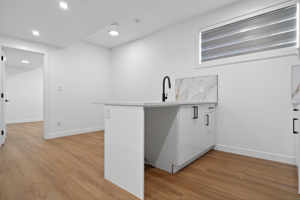 13538 - 110A Ave NW - BSMT - Photo 5 of 9