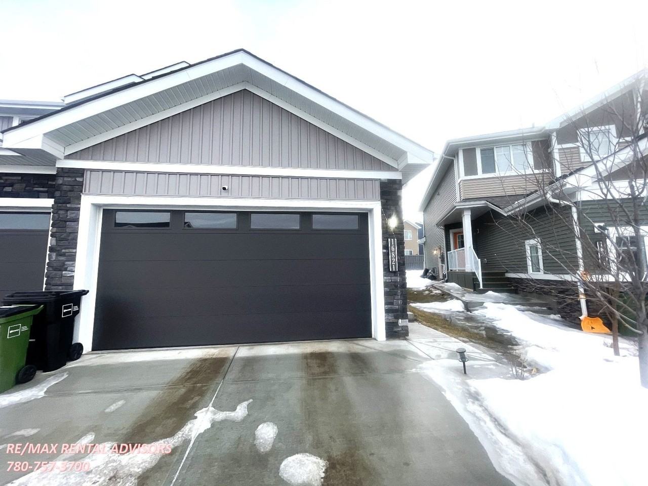 16821 32 Avenue Southwest - Photo 2 of 28
