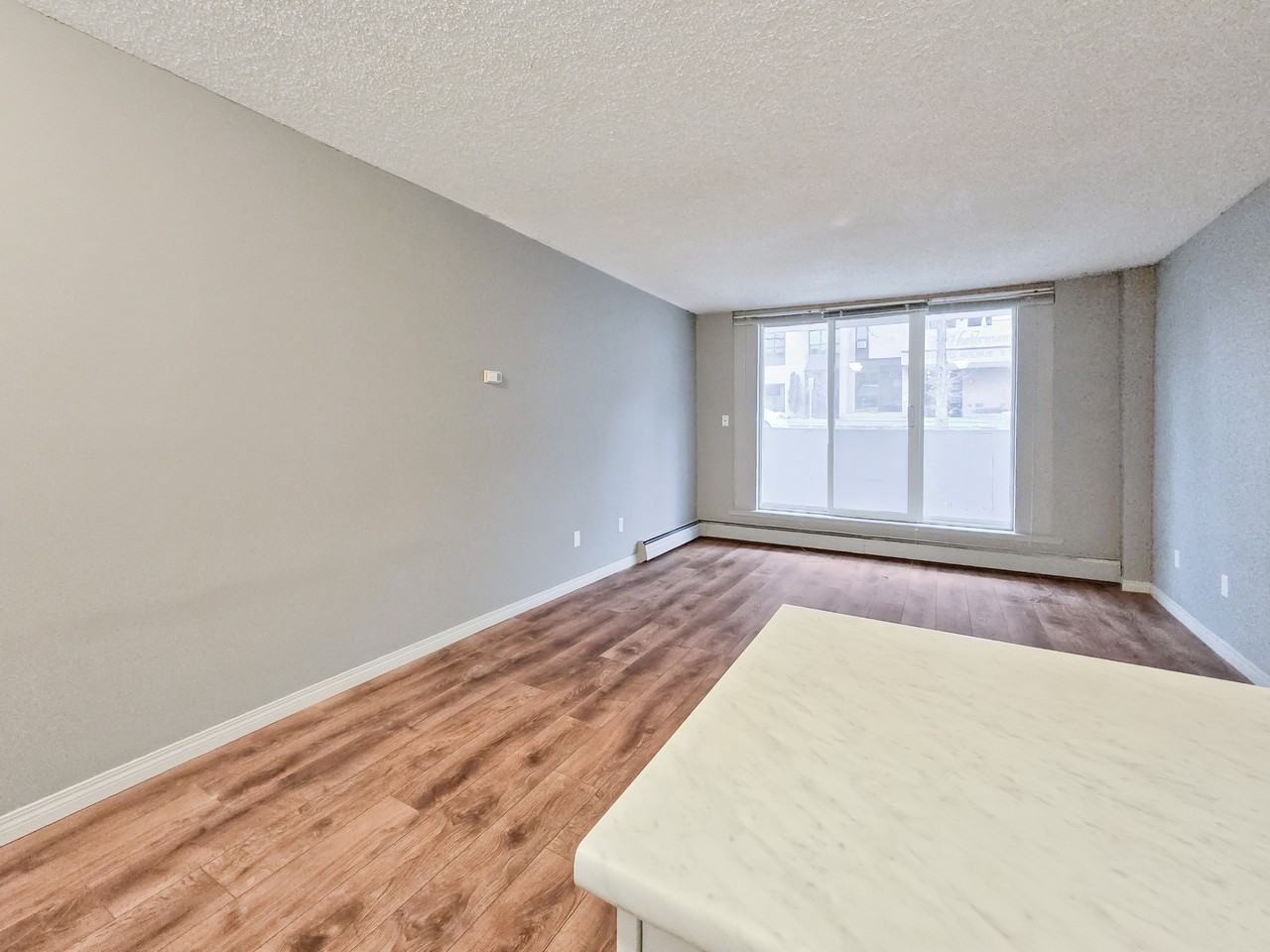 1337 13 Avenue SW, Calgary - Photo 5 of 12