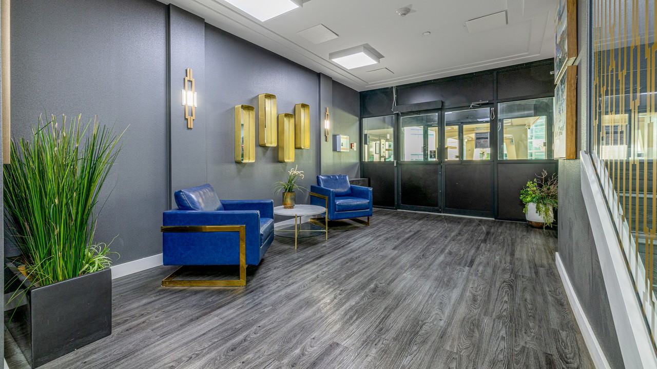 Sir John Franklin - Photo 7 of 30