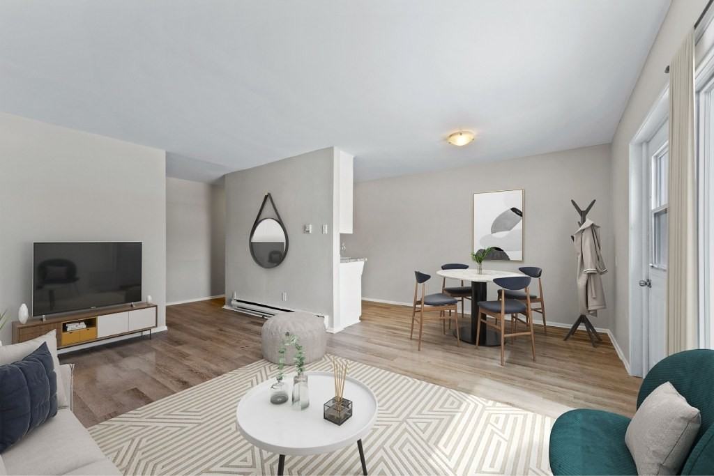 290 Springbank Drive - Photo 2 of 6