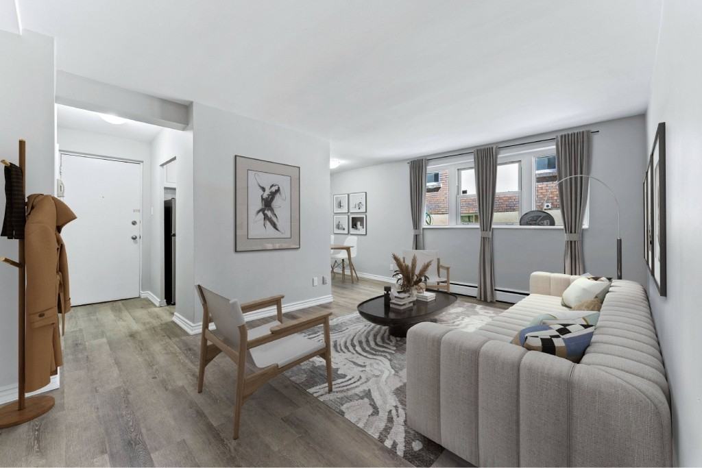 383 Princess Avenue - Photo 3 of 7