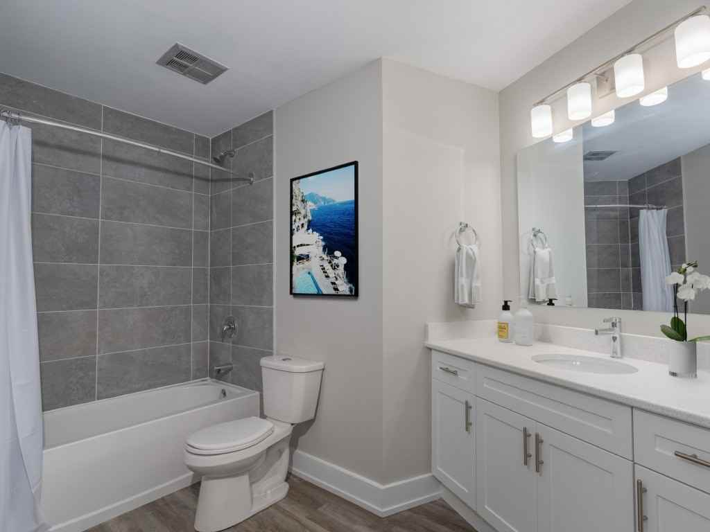 110 Highview Avenue East - Photo 4 of 7