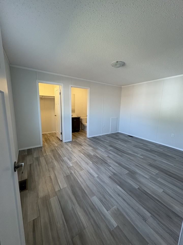 Maple Oak Ridge - Photo 7 of 17