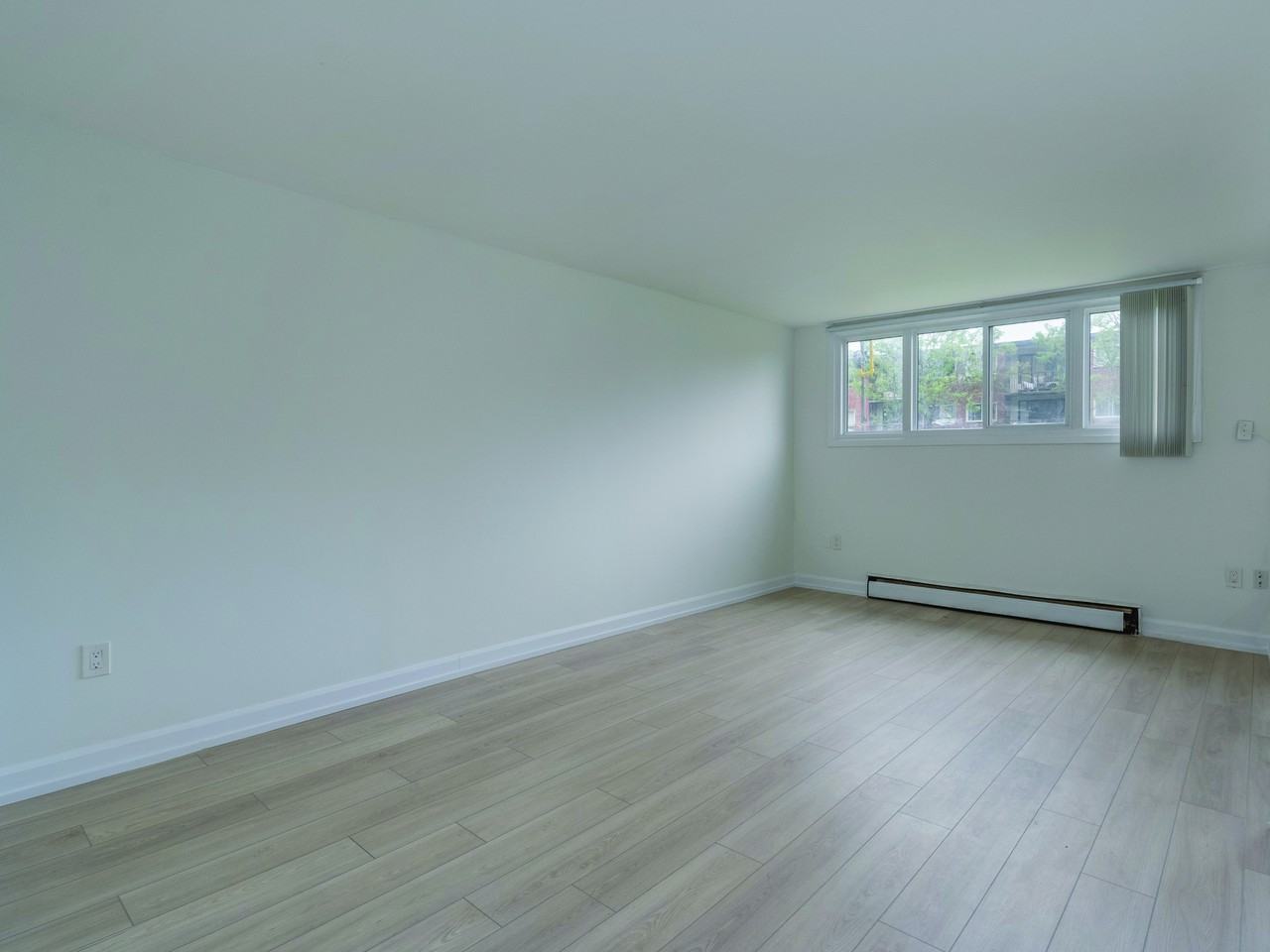 194 Heiman Street - Photo 6 of 9