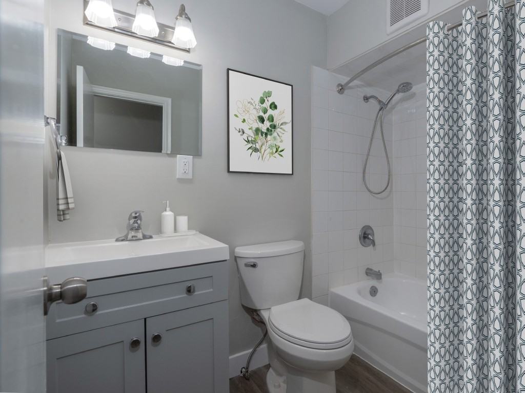 116 Second Avenue - Photo 4 of 7