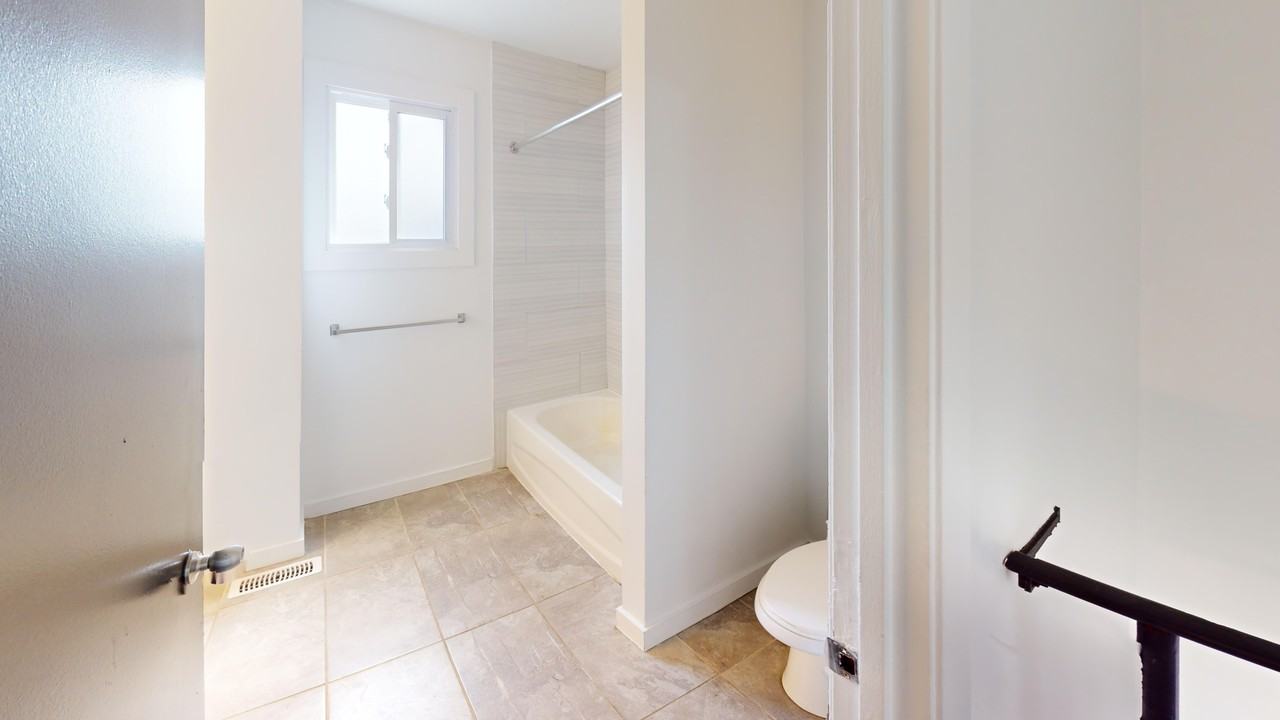 15 Millwood Crescent - Photo 2 of 11