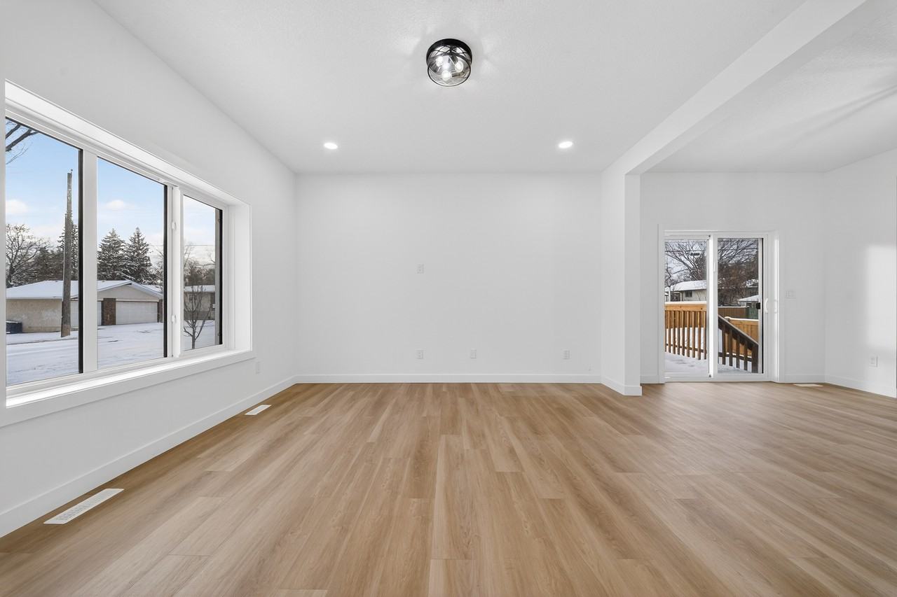 8600 121 Ave Nw - Photo 5 of 13