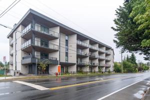 featured image of 520 Normandy Rd