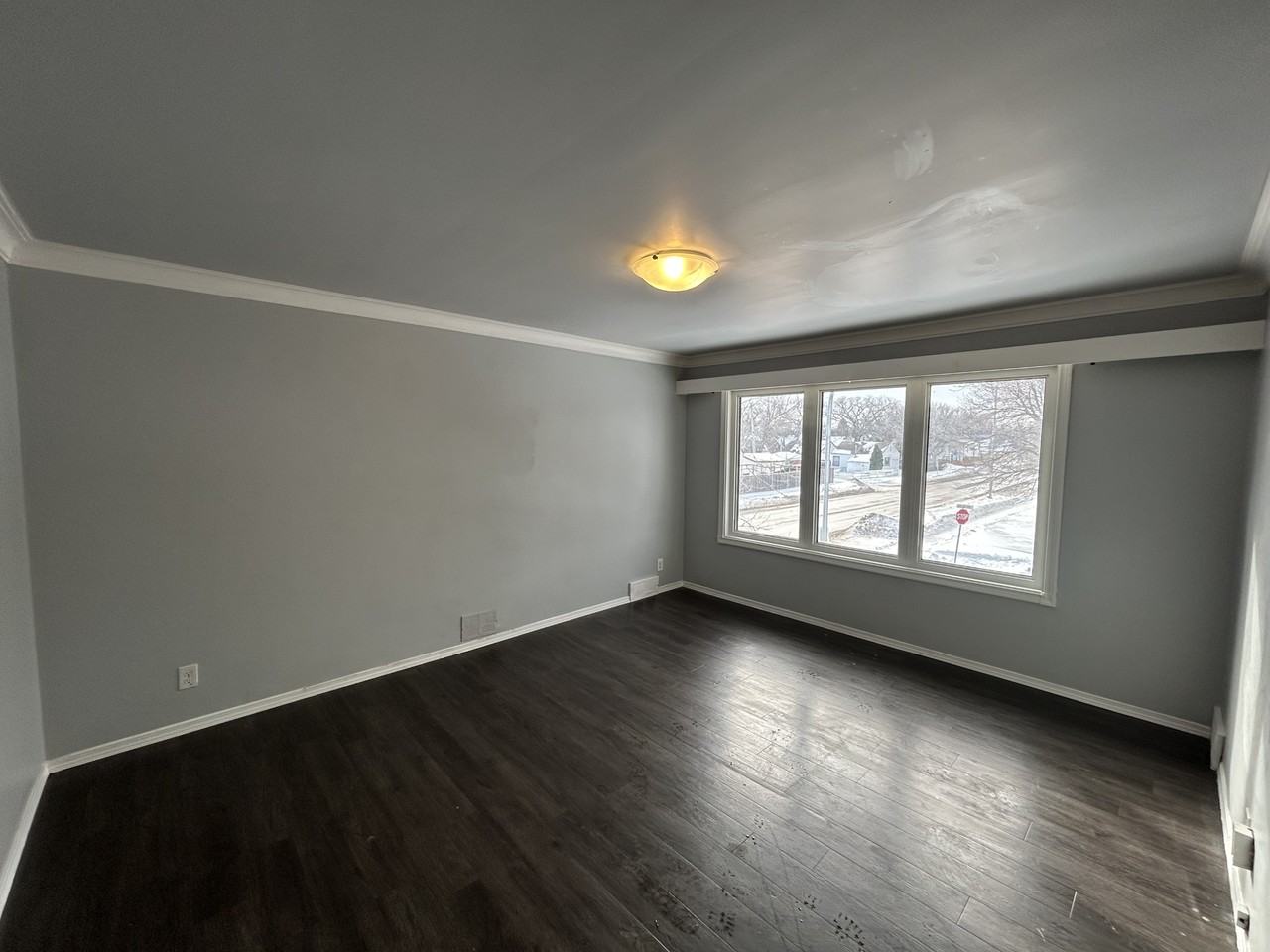 733 Atlantic Avenue - Photo 2 of 14