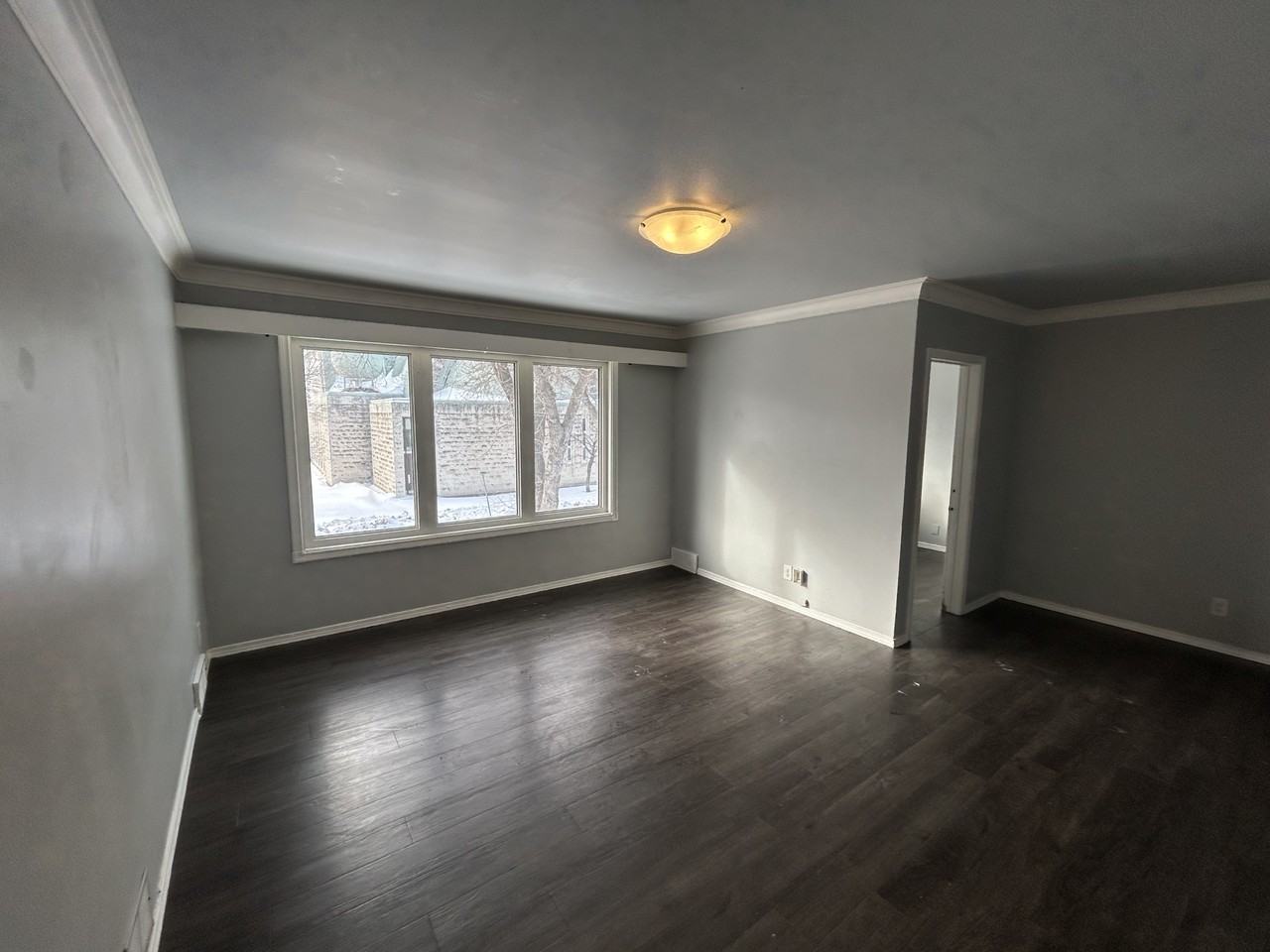 733 Atlantic Avenue - Photo 4 of 14