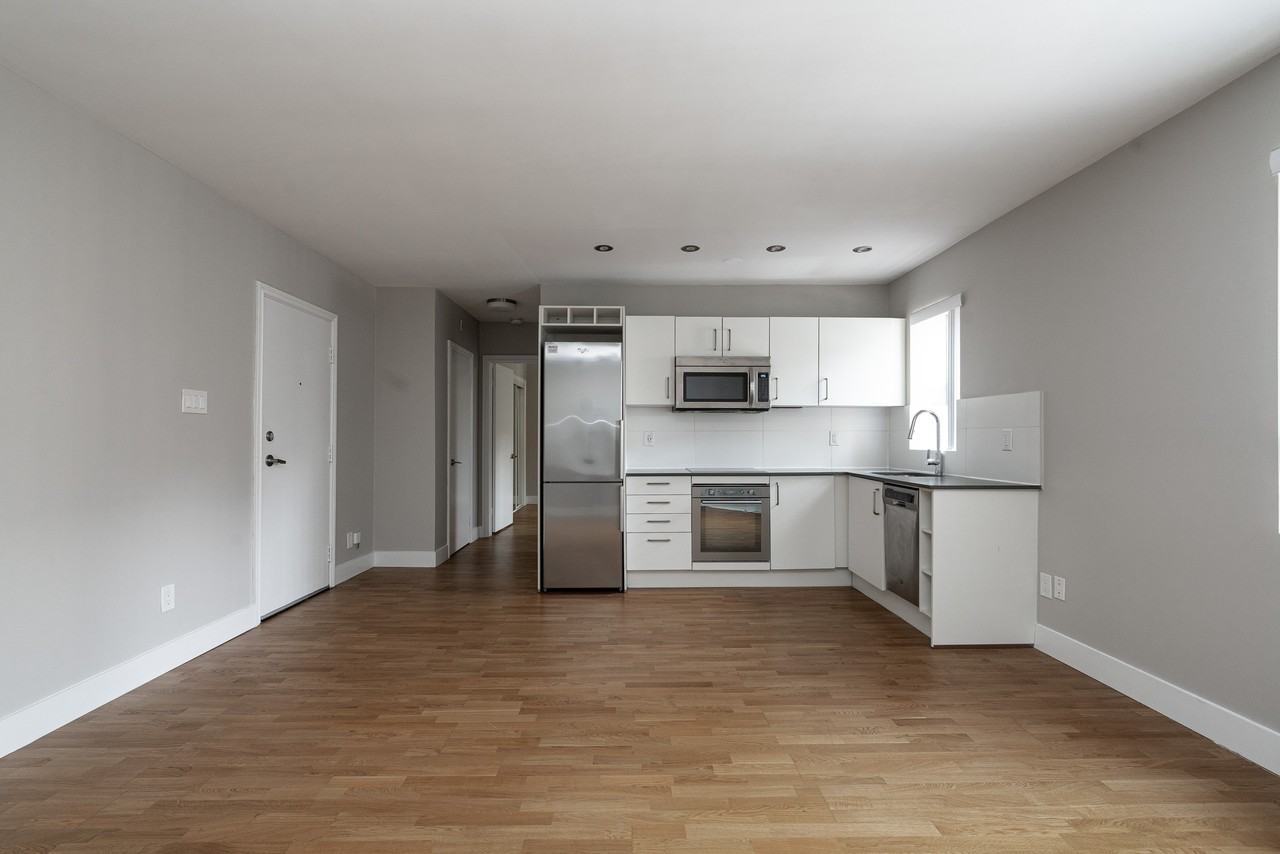81 - 83 Isabella Street - Photo 2 of 10