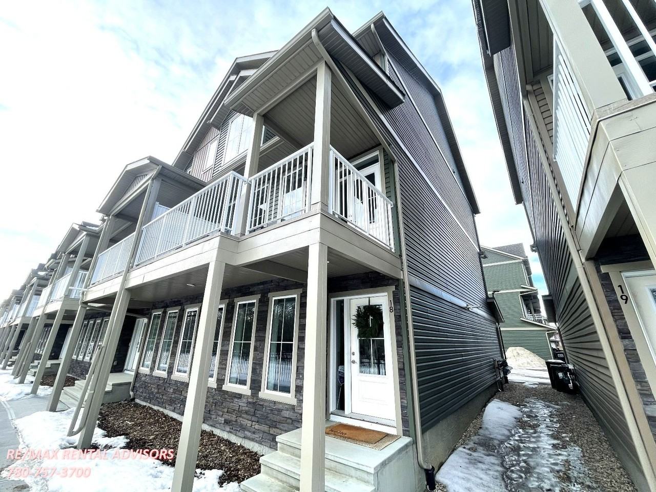 #18 1051 Graydon Hill Boulevard Southwest - Photo 2 of 25