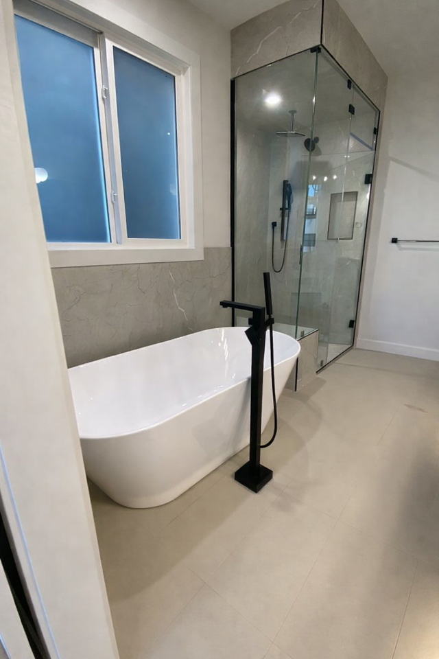 1416 27 Street SW (main suite) - Photo 6 of 8