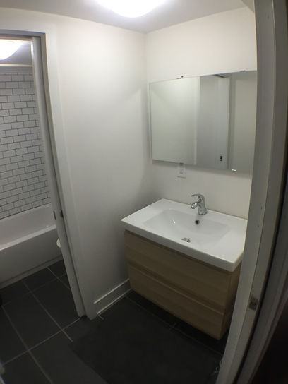 158 Meadowlands Drive West - Photo 7 of 11