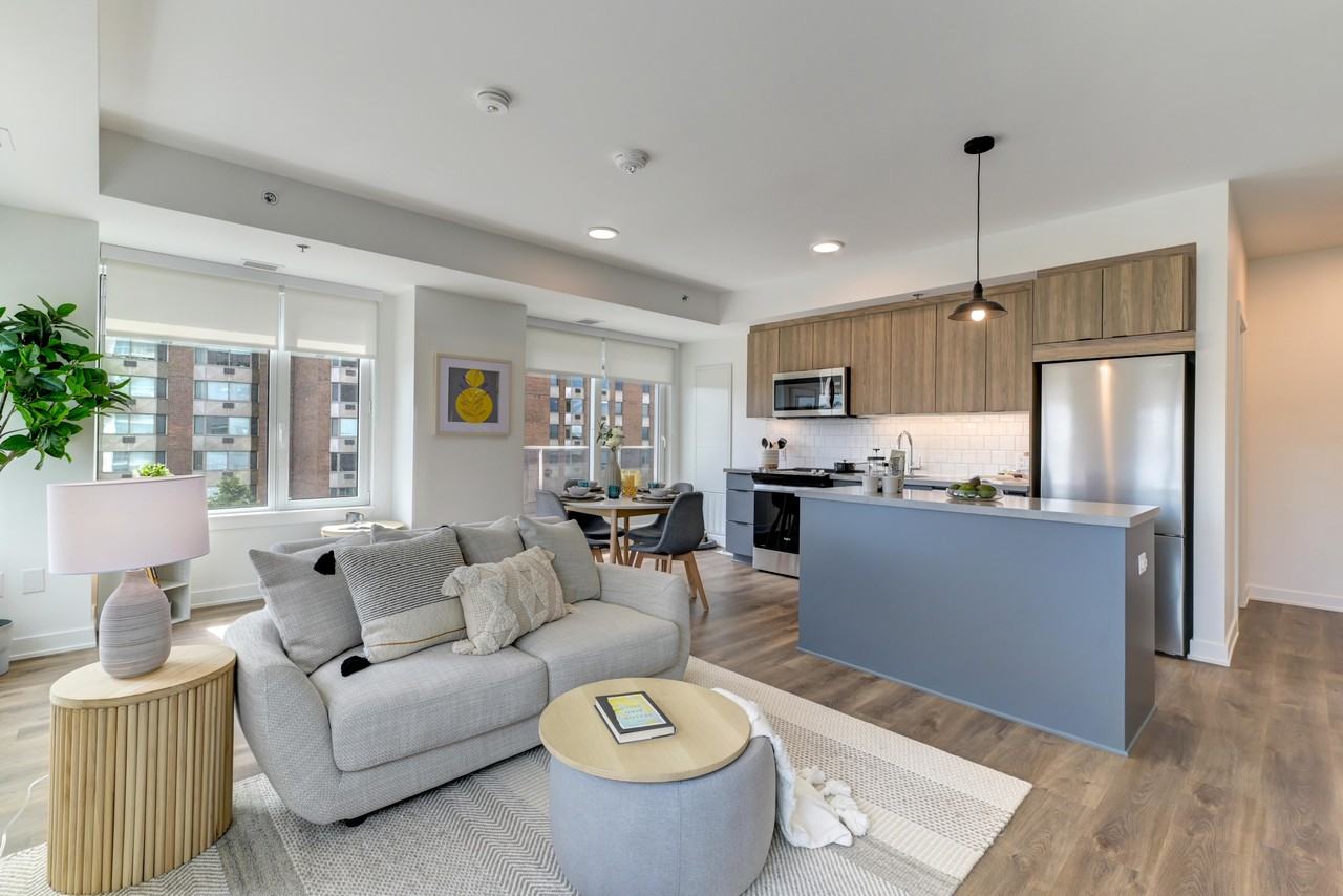 Story of Rideau & Chapel - Photo 5 of 50