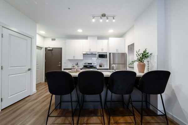 Elmora Apartments Meadowlark - Photo 7 of 28