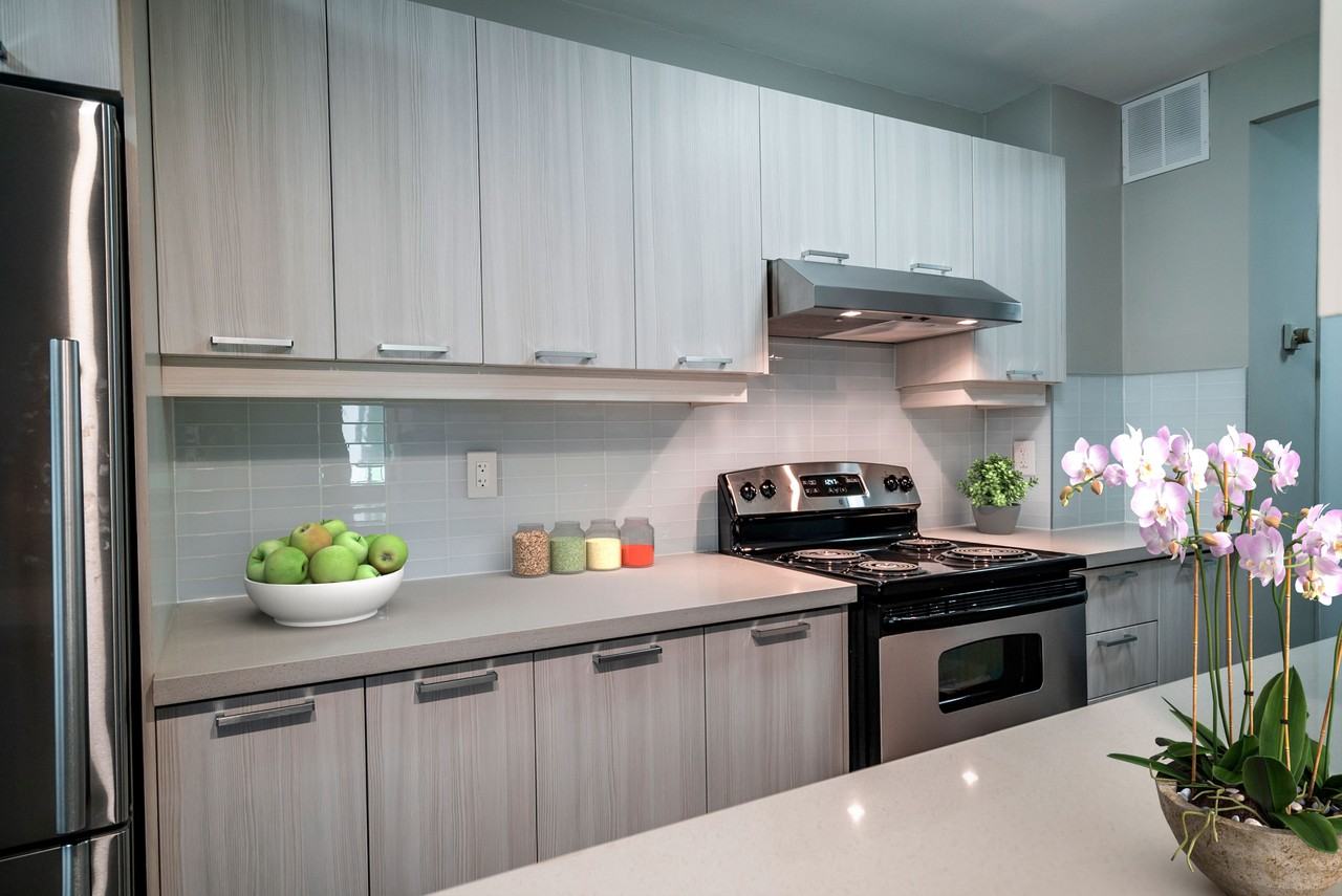 630 Vesta Dr - Photo 2 of 14