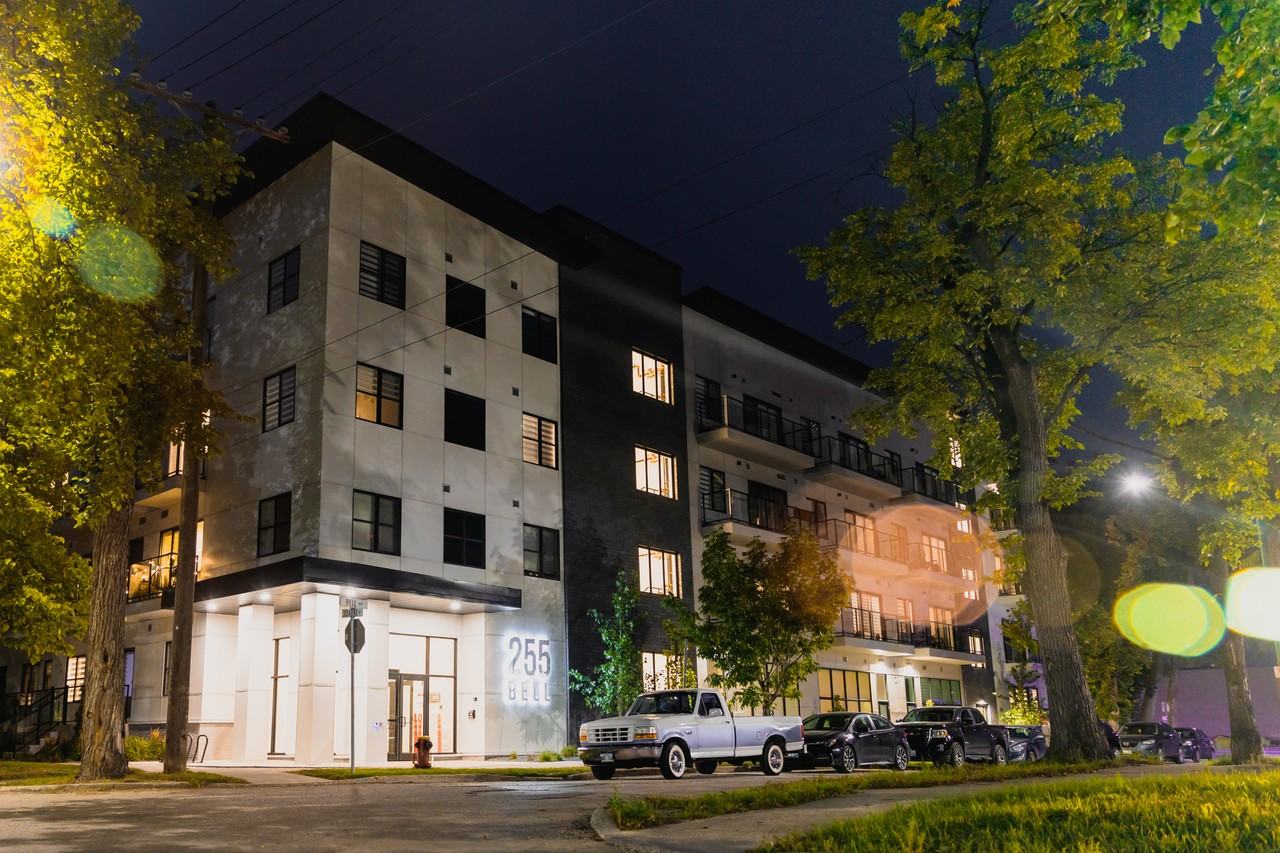 255 Bell Avenue - Photo 3 of 12