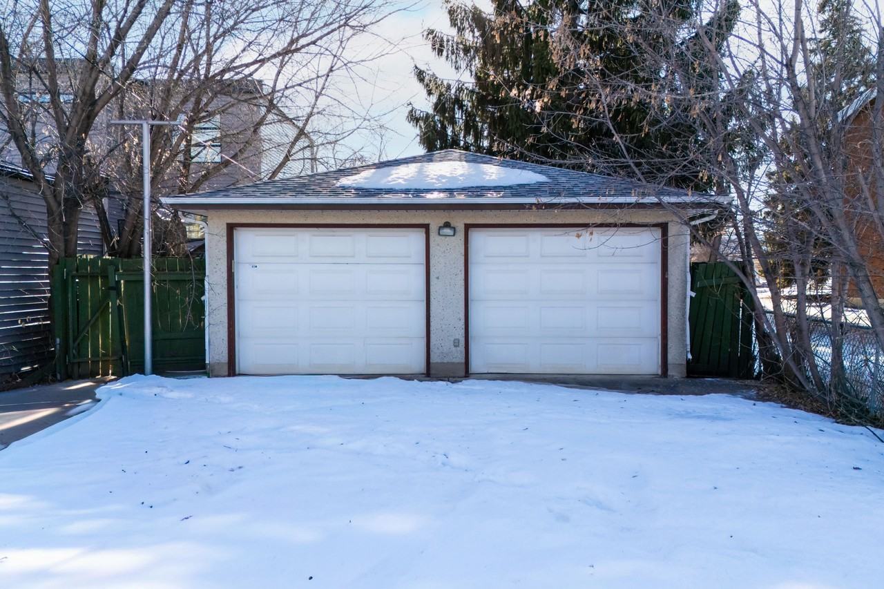 9640 74 Avenue - Photo 5 of 20