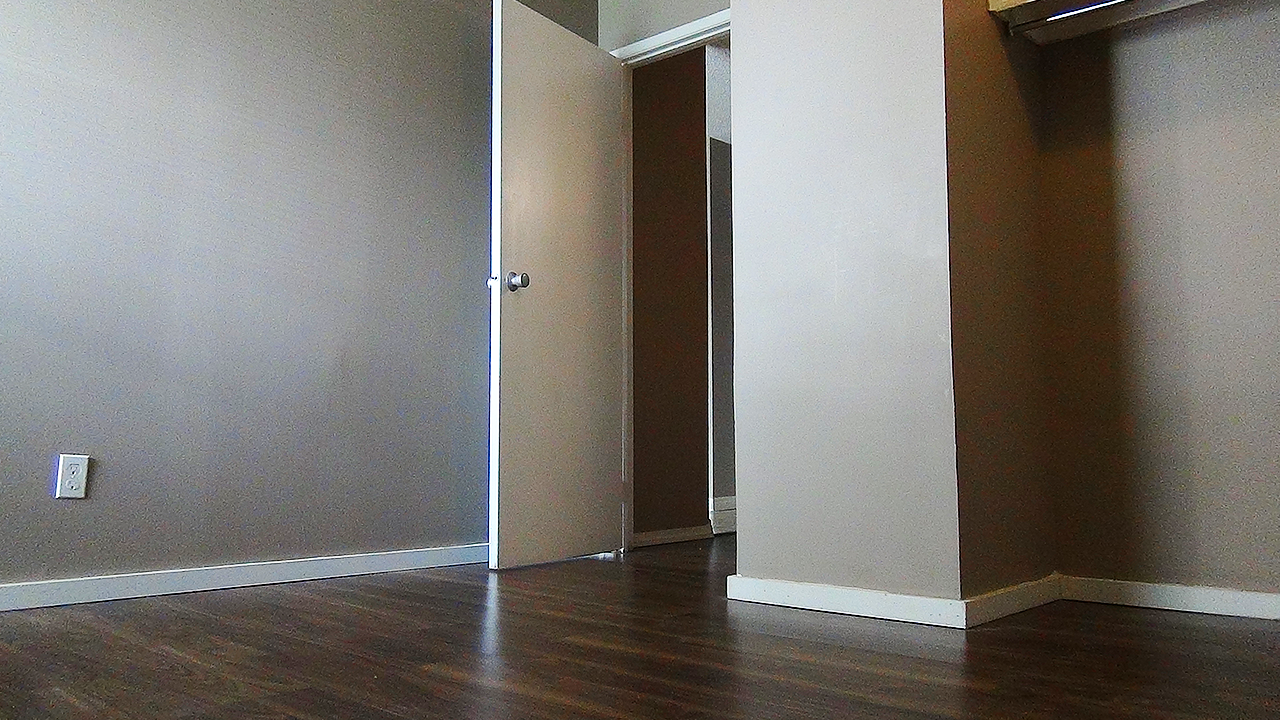 Cochrane House Apartments - Photo 3 of 11