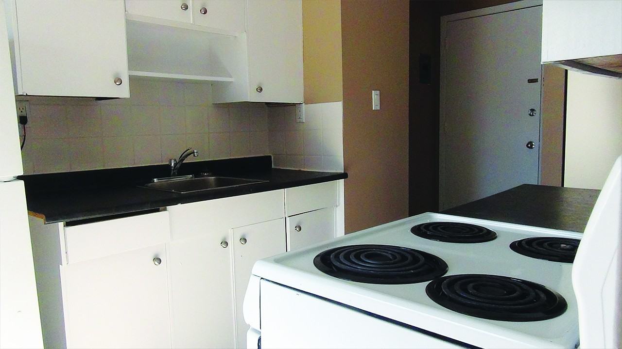 Wellington Apartments - Photo 5 of 7